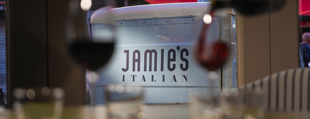JN 260305 Jamies Italian 0559